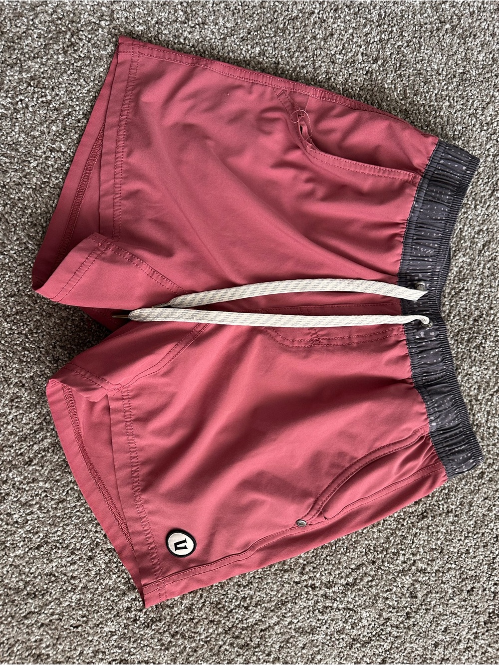 Vuori Women's Athletic Shorts in Dusty Rose with Black Waistband